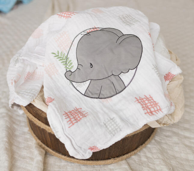 Nuschi Elefant Zweig 40-