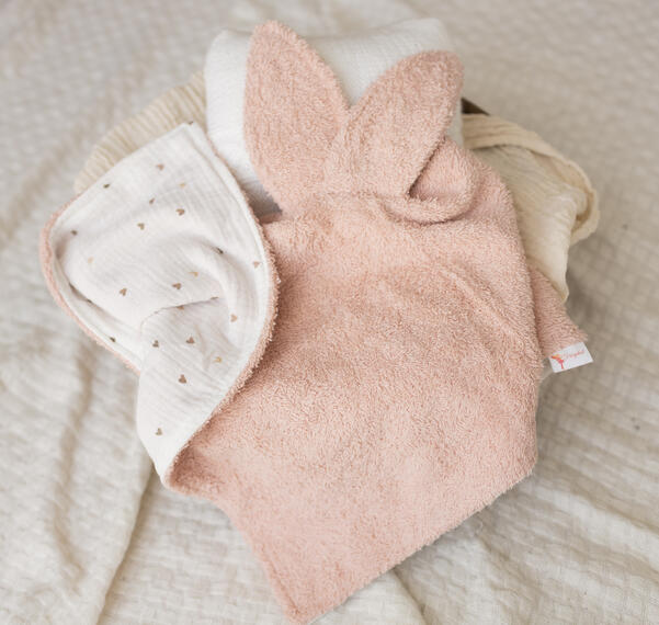 Hasentuch rosa Frottee/Musselin Herz 35.-